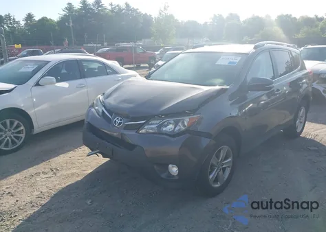 2015 Toyota Rav4 Xle z USA, uszkodzony, nr VIN 2T3RFREV5FW297494
